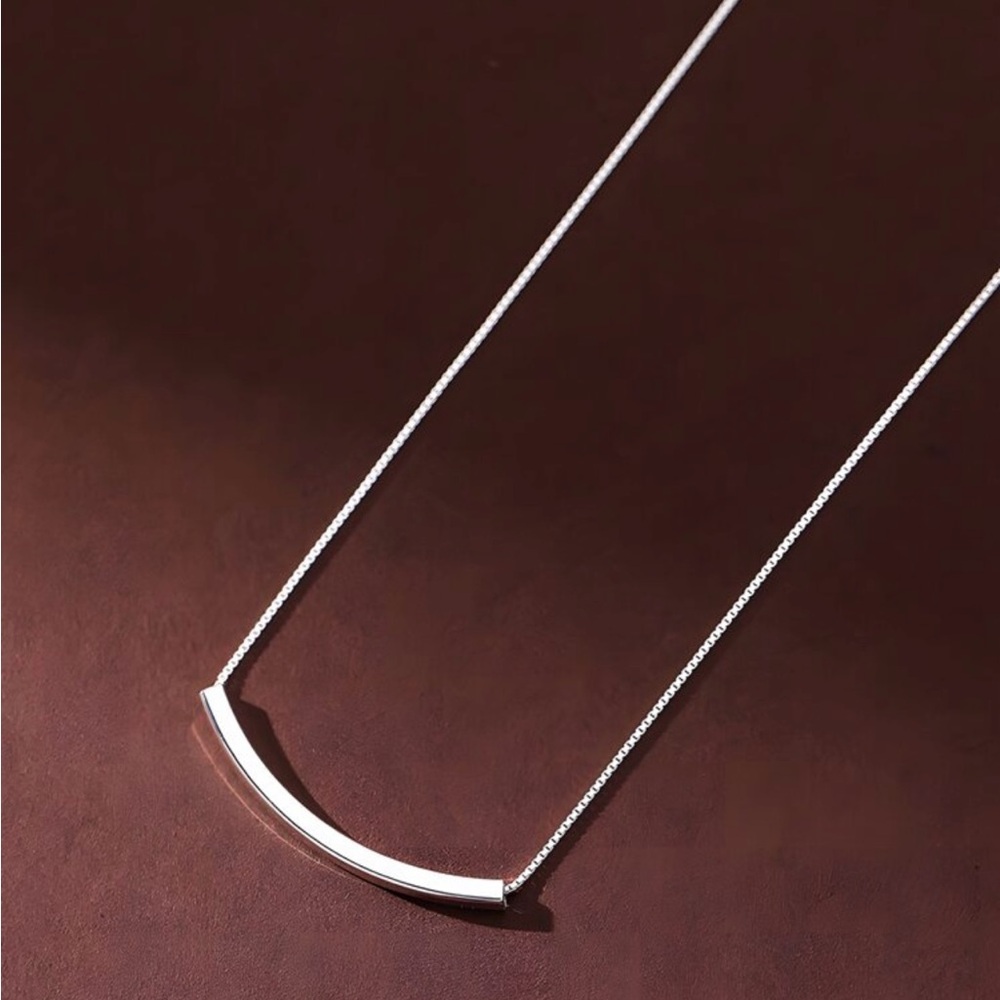 NECKLACE 
⭐️ 925 Sterling Silver